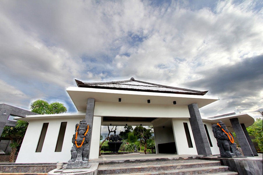 Gino Feruci Villa Lovina By Kagum Hotels Exterior foto